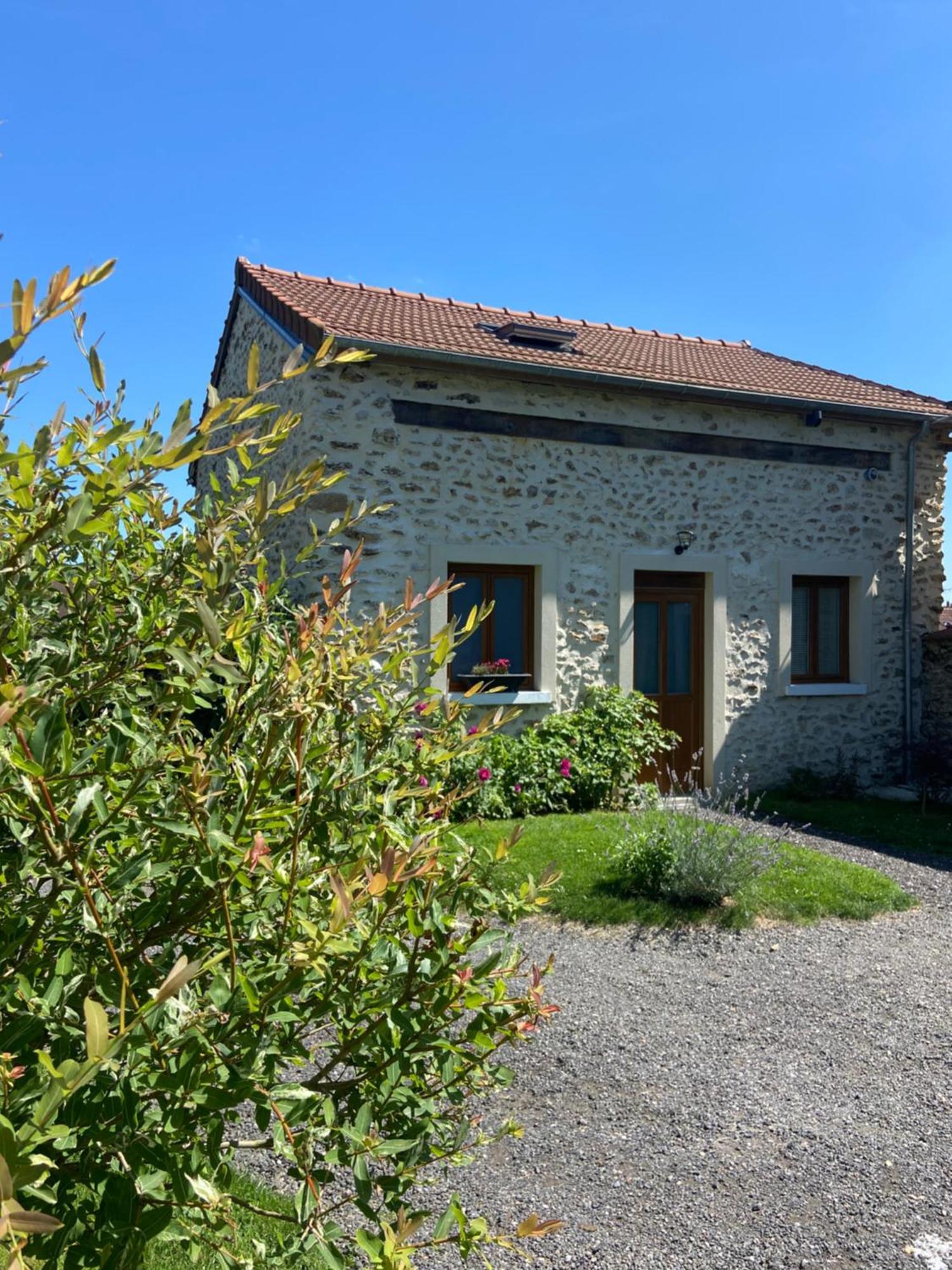 La Petite Maison Dans La Brie Guérard Exterior foto